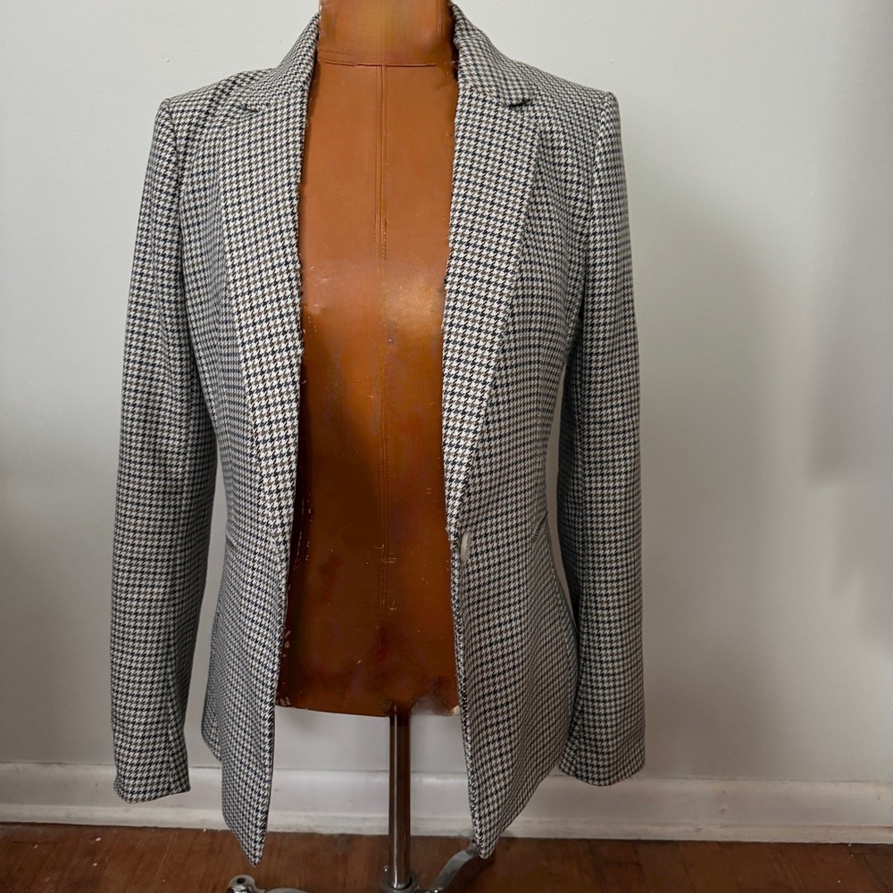 H&M plaid, waist length,slim blazer